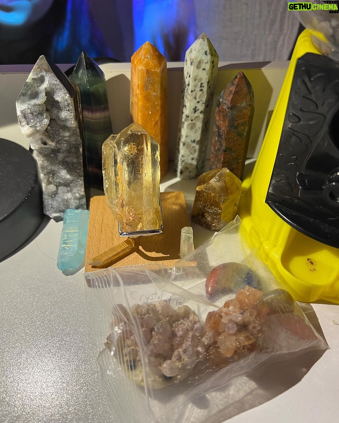 Jolina Magdangal Instagram - Baka may ma-suggest kayo… Itong first 2 pictures ni Pele ay nung nasa Banff downtown kami.. may store dun crystals/gems/stones/rocks. Kulang nalang yata dun na sya matulog at ok daw sa kanya mag work dun!🤣 Natatawa ako pero deep in my heart, naa-amaze ako sa kanya. Ang dami nyang alam tungkol jan. At madami na din syang collection pero marami pa syang naituturo sa amin araw araw. Dahil sobra syang nainspire sa store na napuntahan nya sa Banff, gumawa sya ng sarili nyang store…. sa kwarto namin. GANDA NG STORE NYA!!!!! Eto na.. gusto ko sana dalhin sya sa exhibit or expo or mga stores ng mga ganyan. Or baka may makabasa nito na nangangailangan ng taga organize ng crystals/gems/stones/rocks atbp.. baka pwede nyo ipa experience kay Pele. (Pag nangyari yun, sasabog sa pagkaproud ang nanay heart ko). 1,2,3 Go! Suggest na.👍🏼 #crystals #gems #stones #rocks #geode #inspiration