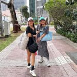 Jolina Magdangal Instagram - Kung mas malaki lang sana ang maleta na nadala namin, malamang mas madami pa kaming isusuot.😂 #theerastour #singapore🇸🇬