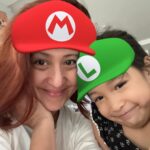 Jolina Magdangal Instagram – Kanina nung nag school kami.. parang bumigat yung pakiramdam ko.. tapos kinuha ni Vika phone ko at sabi nya “mama let’s have fun taking a video and picture” kaya eto gumaan na ang pakiramdam ko, mas nahappy pa ako.

Minsan talaga yung mga anak natin ang aakay sa atin sa ano mang paraan na kaya nila.

Si Vika nasa akin kasi ako teacher nya.. si Pele nasa taas kay Mark kasi si Papa ang teacher nya.

Nag share lang ang nanay… diba hindi halata na mataas BP ko nyan.. 151/105♥️

#TeleVika #homeschool #randomsharing #everydaymagic