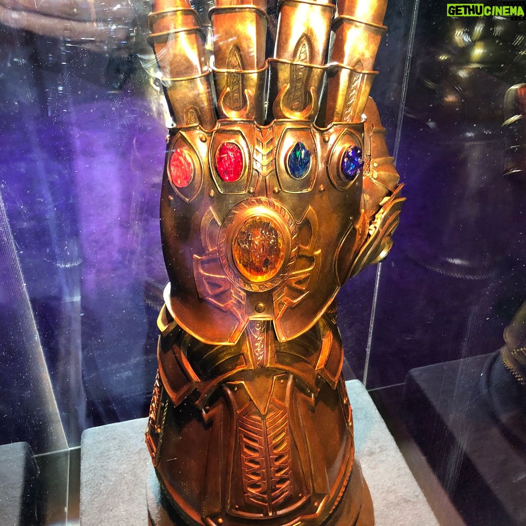 Jon Favreau - 121.2K Likes - Red carpet #Avengers #infinitywar