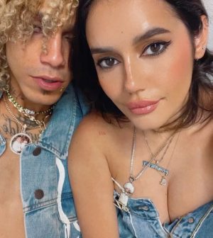 Jon Z Instagram - El q no me quiera ver enamorau que me deje de seguir pal carajo 🖕🏽@ivettevirginia 💕💍👰🏻‍♀️