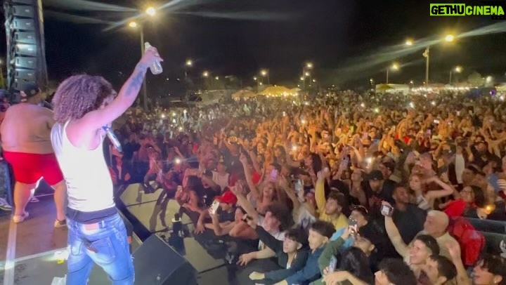 Jon Z Instagram - GRACIAS A TODOS MIS BORICUAS Y LATINOS DE ORLANDO KISSIMMEE 🫶🏽 No saben la falta que me hacía sentir esto LOS FUCKING AMOOO PUÑETAA!#LocoHumildeyReal 🤜🏽🤛🏽 #LocoHumildeyRealTheAlbum COMING SOON! Orlando, Florida