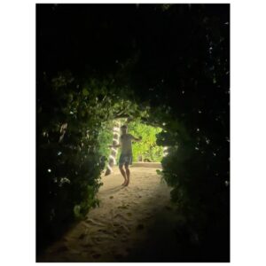 Jonathan Bailey Instagram - RETREAT. 🤩