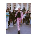 Jonathan Bailey Instagram - Dropped by the AMI photobooth before the metro arrived @amiparis #AmiFW22 ✨ . Stunning collection @alexandremattiussi9 💖 . . . . #advertismentfeature Paris, France