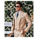 Jonathan Bailey Instagram - Ralph Lauren X Wimbledon Thank you @ralphlauren, @edward_enninful and @britishvogue for an ultimate celebration of my all time favourite sport and tournament. 🎾 🥃 🐶 📸 @eddhorder 👨🏻‍🎨 @rbpmstudio @poloralphlauren Claridge’s