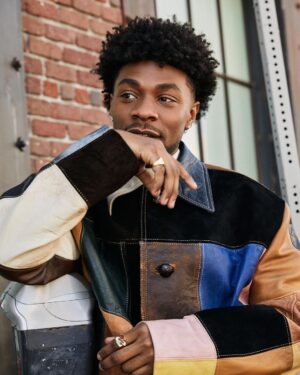 Jonathan Daviss Instagram - @euphoriazine took me out for ice cream and also a photoshoot 

Words: @iamfabio_
Photography: @samidrasin
Editor-in-Chief: @lauraersoy
Styling: @natasha.colvin
Grooming: @nellichristine