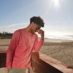 Jonathan Daviss Instagram - Sun shining on the new @americaneagle x @obx collection from the beach to the next adventure #aepartner #obx3