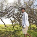 Jonathan Daviss Instagram - Sun shining on the new @americaneagle x @obx collection from the beach to the next adventure #aepartner #obx3