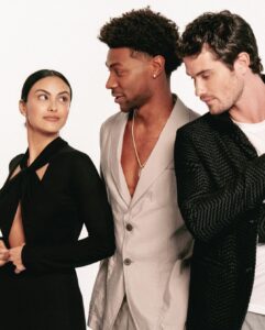 Jonathan Daviss Instagram - Happy to announce I’m joining Armani’s Gen A!! I can’t tell you how pumped I am to be joining this amazing group. @armanibeauty, #armanibeauties