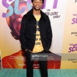 Jonathan Daviss Instagram - Hit the “A MAN NAMED SCOTT” premier with @drewstarkey . Highly recommend you guys check it out when it drops.🌔