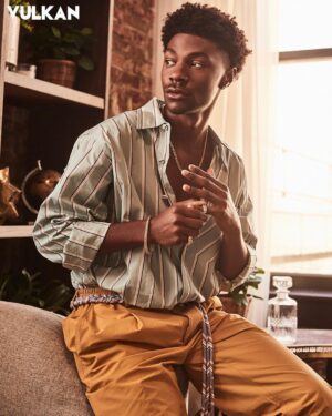 Jonathan Daviss Instagram - Had a great time shooting with @vulkanmag 

Photography HIGGSY @higgsy_photography
Styling CHRISTINA PACELLI @christinajpacelli Styling Assistant ANGIE LEE @xangielee
Grooming DANNI KATZ @dannidoesit using Dior
Interview ALEXANDRA BONNET @alexbonnetwrites
Location ZEVARRA LOFTS @zevarralofts
Production @bellomediagroup x @maisonpriveepr_la x @alexbonnetwrites X @lindsaymaguire
