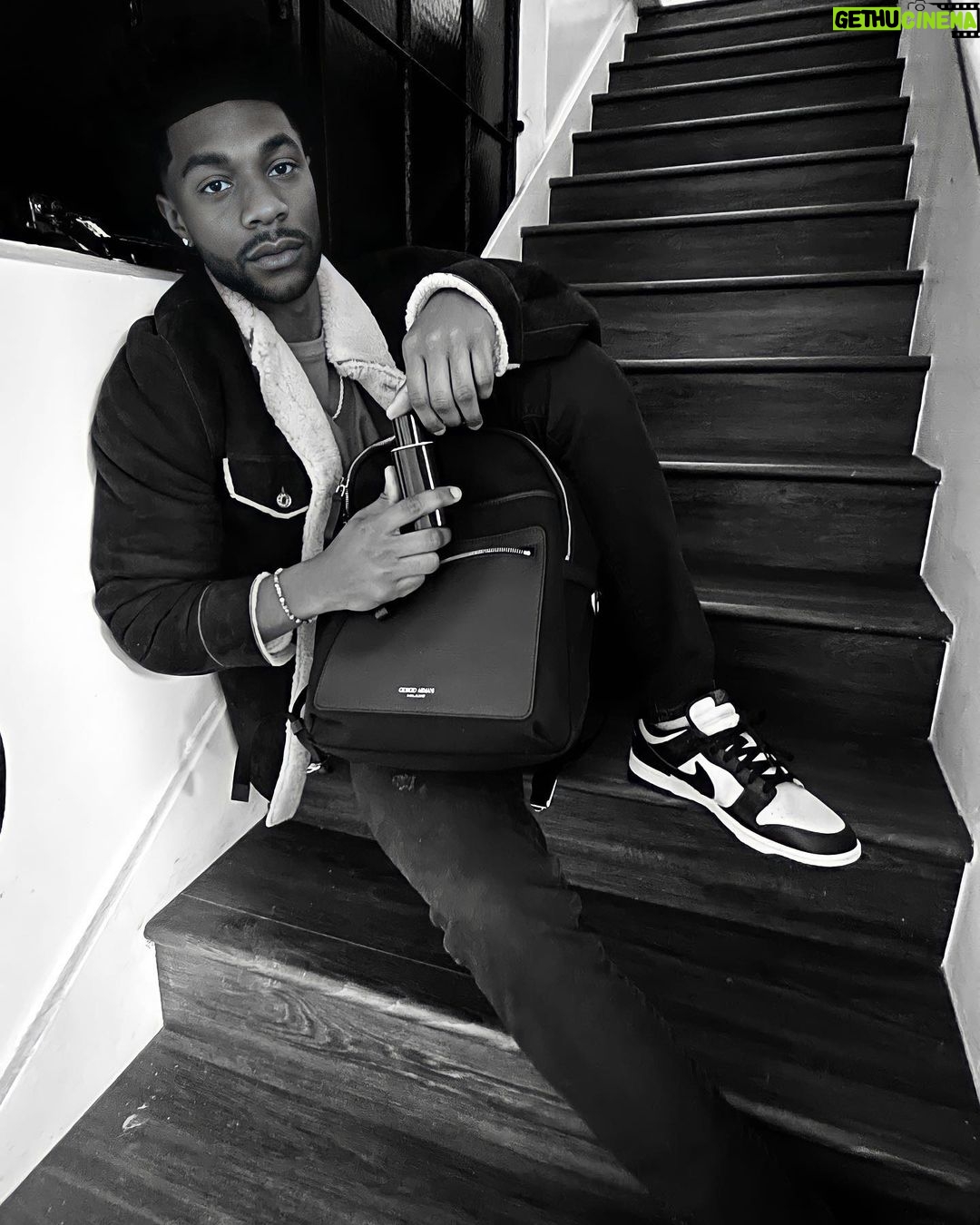 Jonathan Daviss Instagram - Code, the reason I stay in my bag 💼@armarnibeauty #armanicode #armanibeautypartner