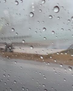 Jonathan Daviss Instagram - Rainy trip to the Bahamas 🇧🇸 @armanibeauty