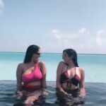 Jonita Gandhi Instagram – Girls just wanna have f̶u̶n̶ a love like that 🩵 Raja Ampat