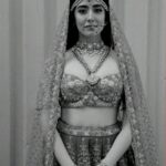 Jonita Gandhi Instagram - It’s never so simple… ✨🌺