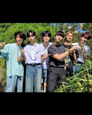 Jooyeon Instagram - ⠀ 
[ #Xtra_Scenes ]

멤버들과 산책하며 에너지 충전하는 시간🏃‍♂️🍃

#XdinaryHeroes #엑스디너리히어로즈
#WE_ARE_ALL_HEROES
#loveearth2023
#loveearth_jyp
#loveearthchallenge
@loveearthchallenge