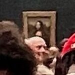Jordan Rondelli Instagram – Première fois au Louvre, j’étais bouleversé par la Joconde comme on peut le voir. 

On la voit pas super bien mais j’ai zoomé dessus après et on voit mieux

Annecdote (je sais pas trop si c’est vrai) : Pendant 400 ans les gens en avaient rien a foutre de la Joconde, donc persévérez dans la vie si vous pensez avoir une bonne idée