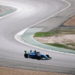 Jordan Rondelli Instagram - La dernière photo c’était juste pour check la concu derrière