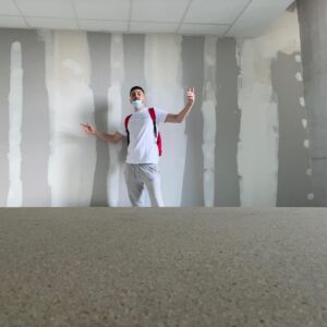 Jordan Rondelli Instagram - 2021 c’est derrière nous, je vous offre quelques photos/vidéos sans contexte et je vous souhaite une bonne année 2022, c’est encore loin d’être fini 🔥 Merci pour tout ❤️