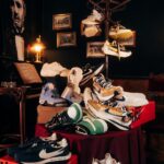 Jordan Rondelli Instagram - Partenariat rémunéré JEU CONCOURS 🔥 5000€ DE SNEAKERS À GAGNER, 5 GAGNANTS - 1000€ par personne 🔥 @wethenew nous offre la possibilité de vous faire gagner 5000€ de sneakers, pour participer : - Suis @wethenew ainsi que @Joyca et @mastuu_ - Like ce post - Taggue 2 amis à toi Tu peux doubler tes chances de gagner en participant au concours organisé par @wethenew sur leur page 😌 Tirage au sort dans une semaine donc c’est maintenant ou jamais pour participer, bonne chance à tous 🍀 📸 : @jules.ctm ❤️ Merci au @legatsby_bar pour ce cadre incroyable et leur accueil 🙏