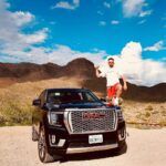 Jordan Rondelli Instagram - La passation du chapeau 🤠🇺🇸 @mathiouz38 📸 : @frenchbarber.store Grand Canyon West