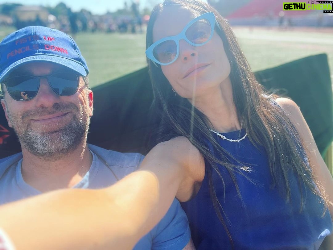 Jordana Brewster Instagram - 🏈 mom life