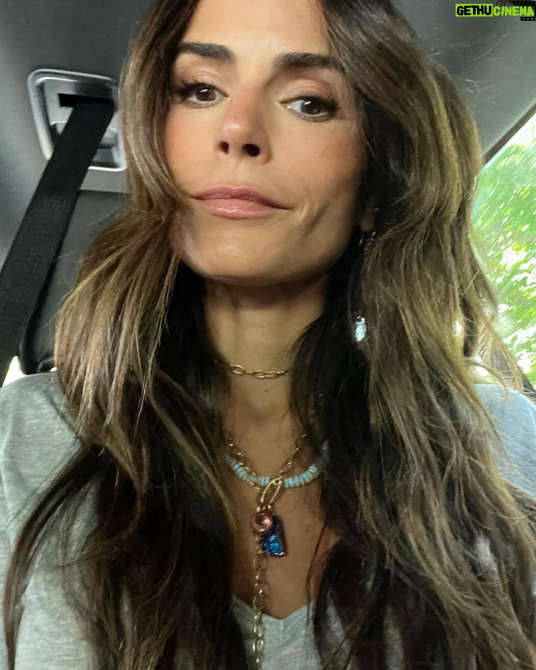 Jordana Brewster Instagram - 24 hours in nyc with @lizyorkmalone