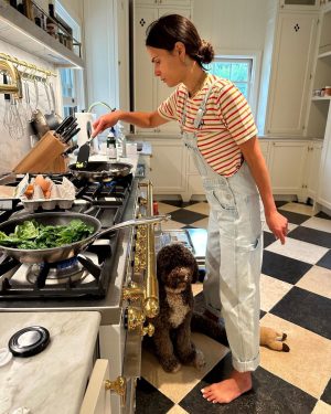 Jordana Brewster Instagram - 1-blocked by endi 
2- chapter a day 
3- zeladita
4- movie time