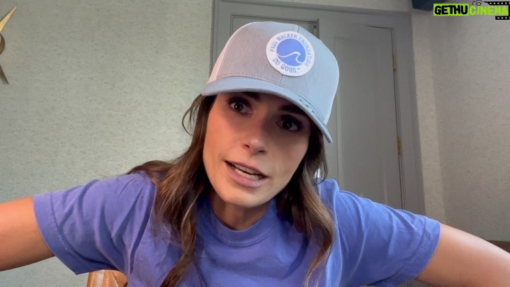 Jordana Brewster Instagram - The Paul Walker Foundation is partnering with Innoceana to help the next generation learn about and connect with the ocean. 💙🌊 Click the link in bio to get limited edition merch that fuels our mission to DO GOOD.™ #pwfxinnoceana #dogood #worldoceansday