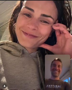 Jordana Brewster Instagram - Now that’s love ❤️ 
#tunaonwhitenocrust
