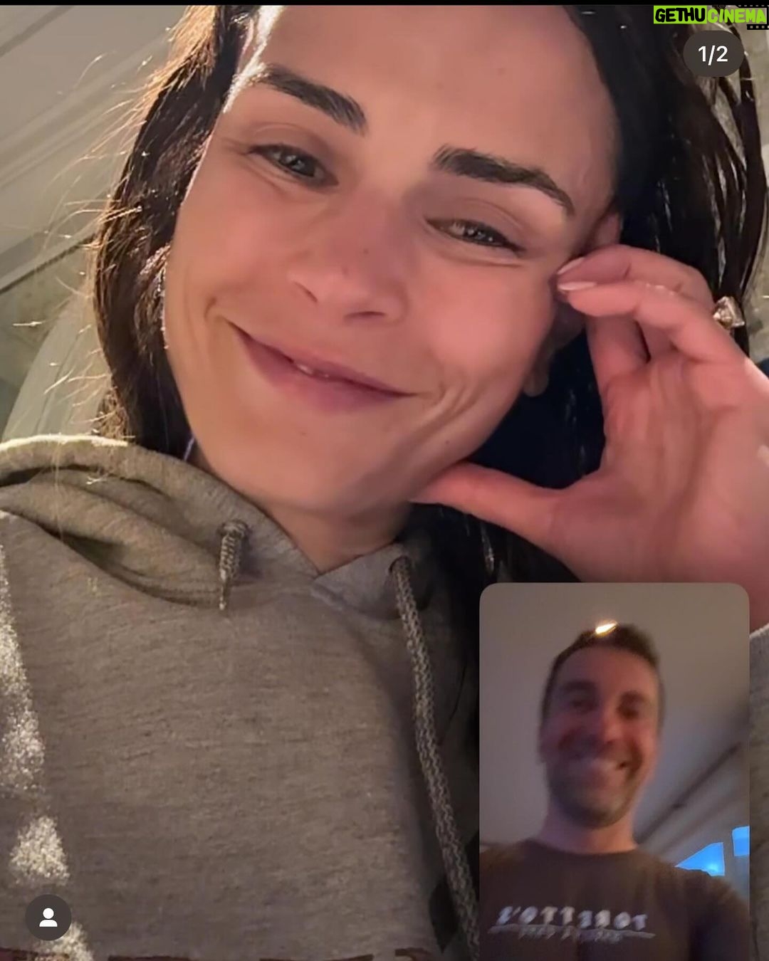 Jordana Brewster - 90.1K Likes - Now that’s love ❤️
#tunaonwhitenocrust