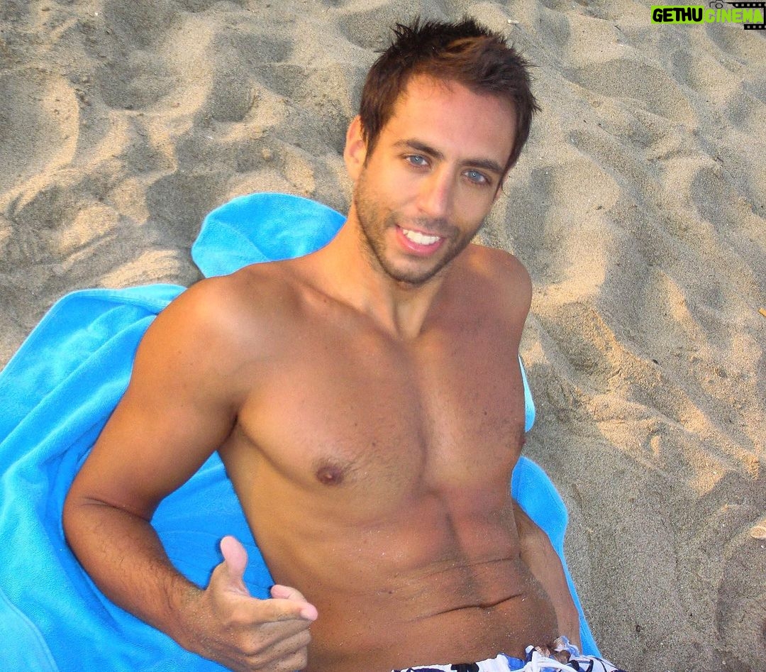 Jordi Wild Instagram - Con 18 añitos a punto para comerme el mundo… Bonitos recuerdos 🥺
