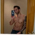 Jordi Wild Instagram - Hola qué tal amigos espero que estén teniendo un lindo día