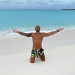 Jordi Wild Instagram - Amigos y amigas hoy vuelve el ÚNICO Y AUTÉNTICO YISUS DE YOUTUBE después de dos meses de desaparición Hideaway Beach Resort & Spa Maldives