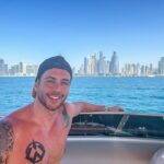 Jordi Wild Instagram - Esta semana no hay podcast. Motivo: tocarme los h**evos fuertemente. La semana que viene volvemos con todo 🌅 Dubai UAE