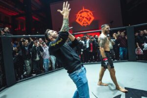 Jordi Wild Instagram - Aún estoy procesando lo que he vivido este fin de semana… Un sueño hecho realidad, mi propia competición de combates, 6 combates inolvidables, momentos épicos, dramáticos, tensos, gran música… y un roast que casi nos lleva presos a todos.

Quiero agradeceros el cariño, el amor, las bonitas palabras que me hacéis llegar, esto es el inicio de mucho más 👊🏼

Y por supuesto gracias al Xokas, Gonzalo, el equipo de Cabal, David, y sobre todo, los luchadores, por este evento épico ❤️