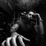 Jordi Wild Instagram – Es para mí un placer anunciar oficialmente mi nuevo libro ANATOMÍA DEL MAL: 8 Crímenes que te harán perder la fe en la humanidad.

Mi primer libro true crime en el que reflexiono sobre el concepto del MAL, explicando y analizando 8 crímenes terribles y poco conocidos. Asesinos en serie, psicopátas que buscan fama, rechazados sociales, niños que torturan por placer, envidia convertida en matanza, brujería y rituales satánicos… una serie de relatos, TOTALMENTE REALES, que os helarán la sangre.

Este 14 de Marzo, a la venta. Lo podéis reservar en librerías y amazon en el link de mi biografía o usando el buscador.

Os va a encantar 👌🏼

📸 @jeosmphoto