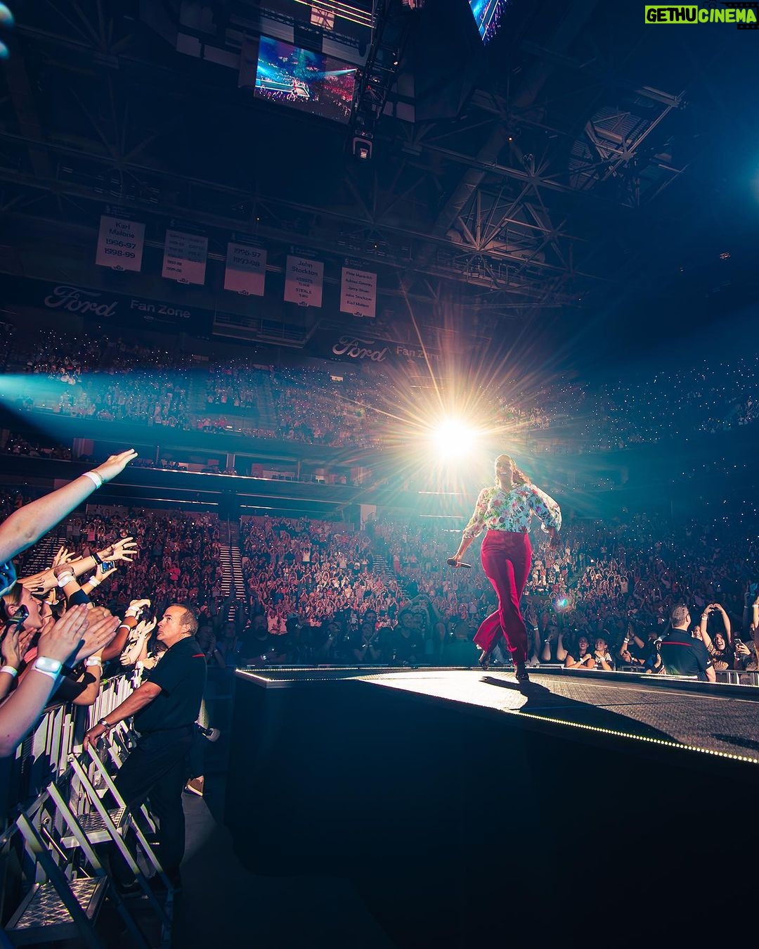 Jordin Sparks Instagram - Detroit and Cleveland—a few special shows, with the @thisisjesus.live tour, is coming to you!! Head to the link in my bio for tickets! I’ll see you there!! 🎶🫶🏽🎫
