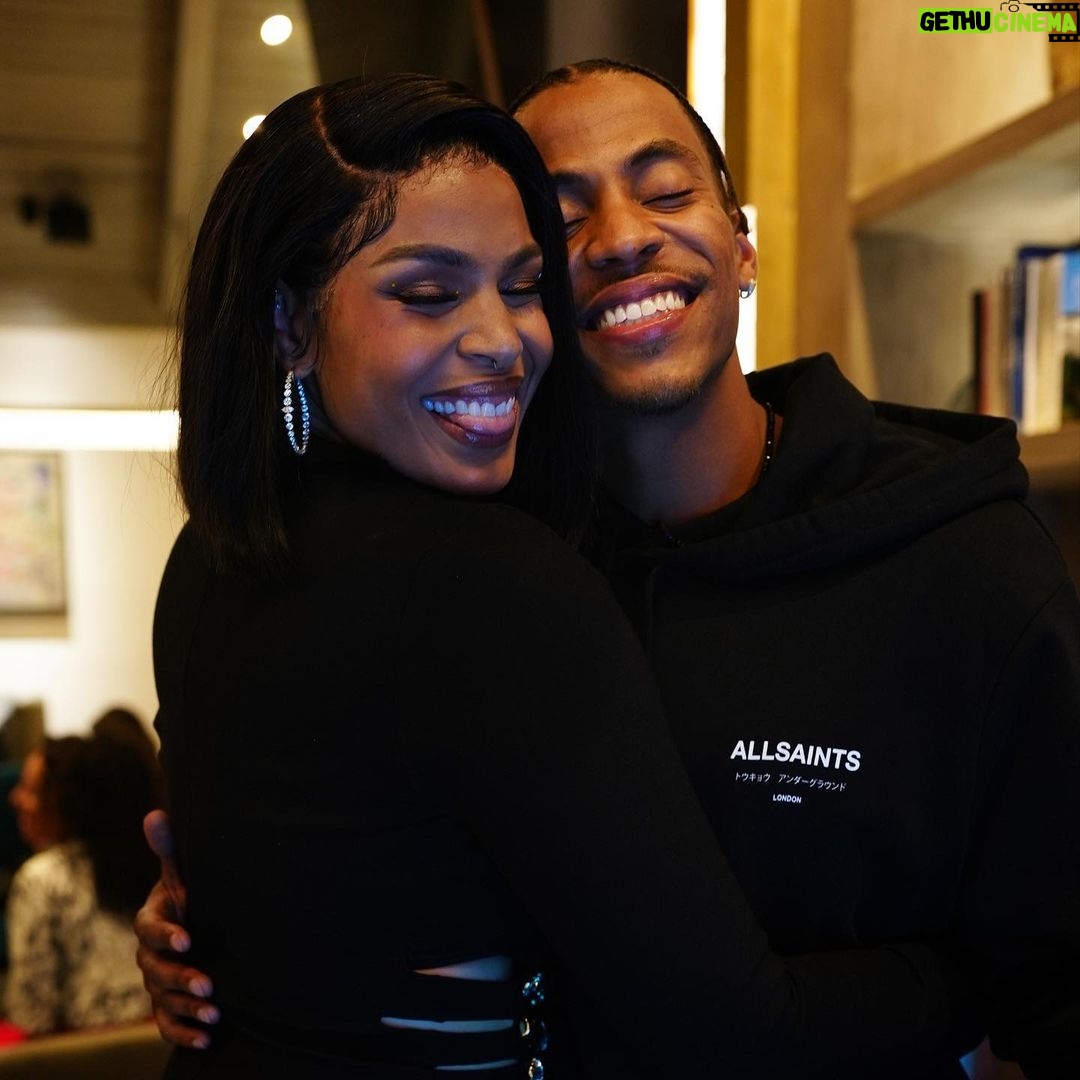 Jordin Sparks Instagram - I had a ball celebrating ‘Call My Name’ with my people & @casamigos! Shout out to my honey, @danaisaiah, who makes anything and everything happen! 🤍 Cheers!🥂 Casalena