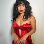 Jordin Sparks Instagram - Grammy week continues w/ @vydiaofficial and @meta’s celebration of R&B! 💋🤍✨ “Were you listening to me, Neo? Or were you looking at the woman in the red dress?” ❤️‍🔥 Los Angeles, California