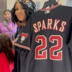 Jordin Sparks Instagram – I’m an Arizona girl at heart! 🤍 Thank you @mlbonfox for having me to sing the National Anthem in my hometown! Go @dbacks! ⚾️🐍

💋 @kimoramulan Chase Field