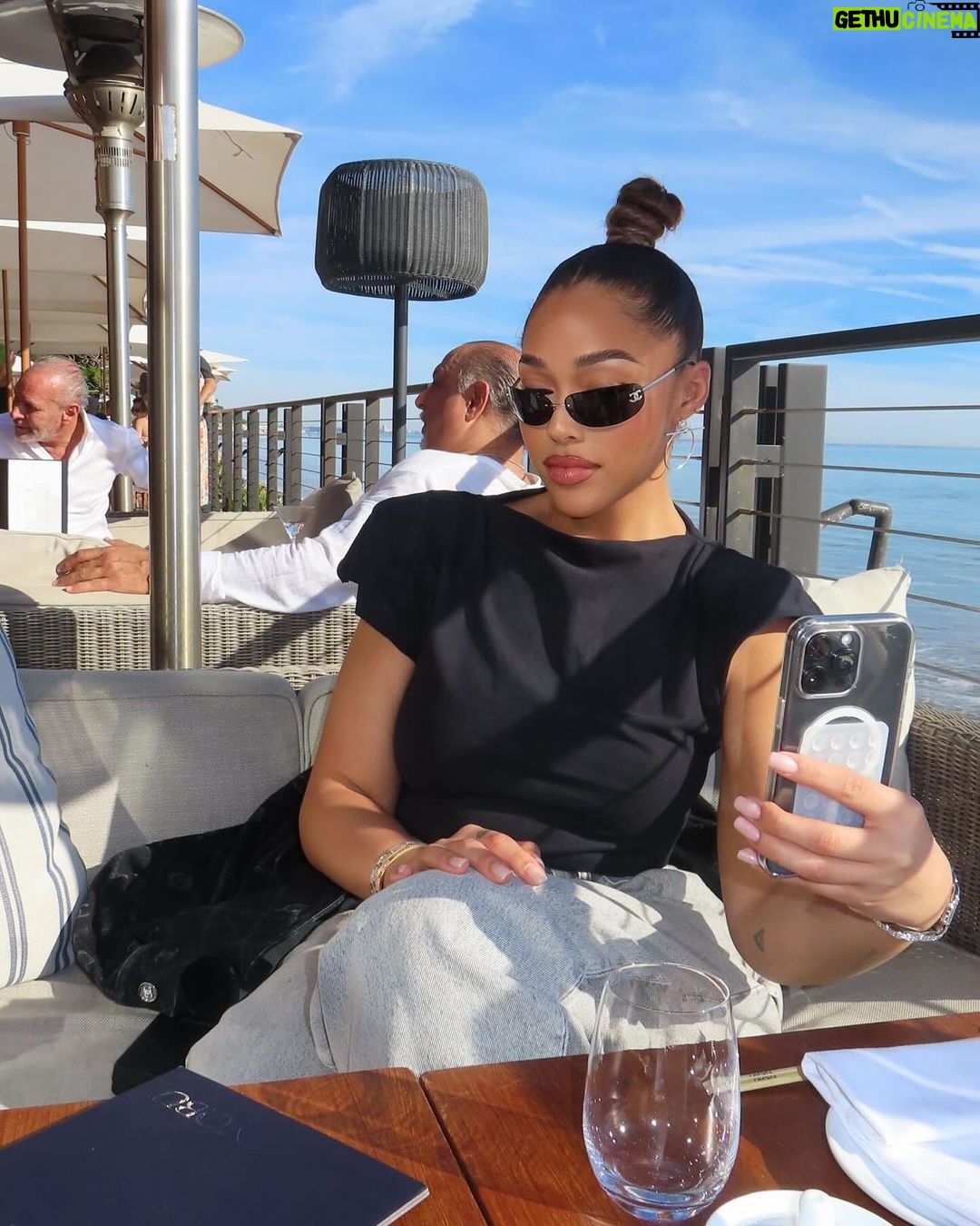 Jordyn Woods Instagram - wow LA, itโs feels like summer ๐