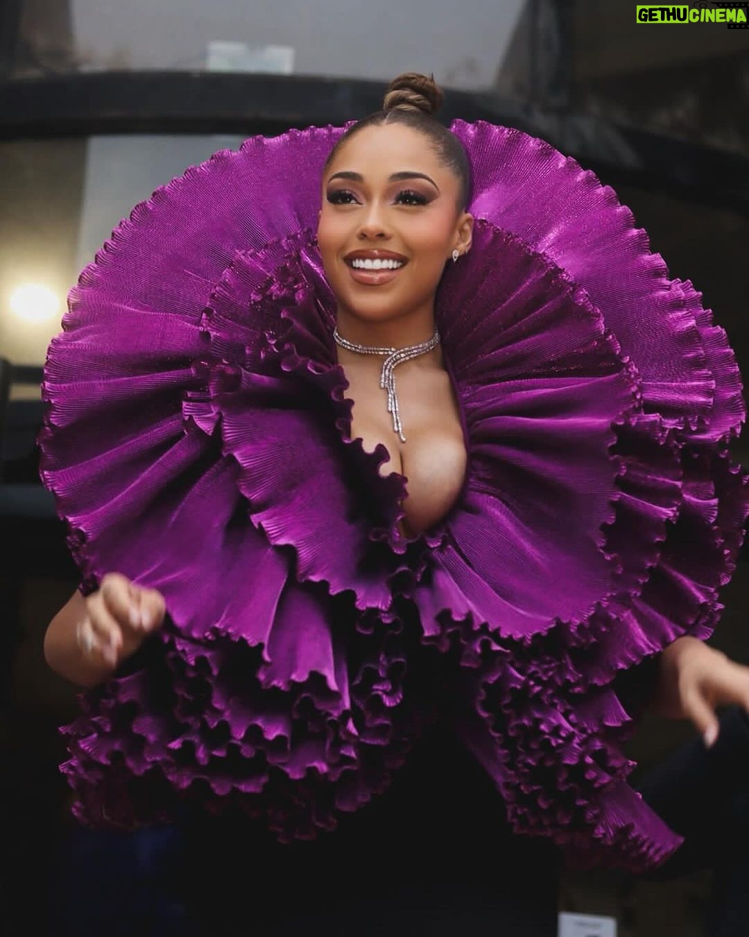 Jordyn Woods Instagram - @robertwun you left me speechless 🫶🏽