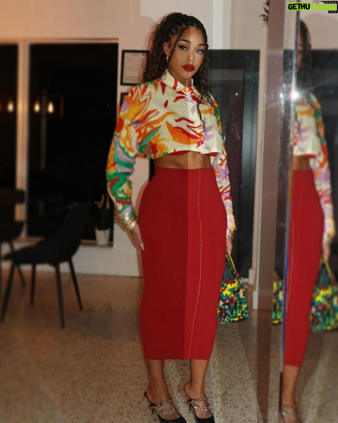 Jordyn Woods Instagram - ART BASEL 🖼️ Miami, Florida