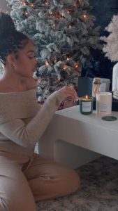 Jordyn Woods Instagram - My favorite candles are available NOW, just in time for the holidays 🥰🤍 I hope this transforms your space and teleports you to the serene depths of the Woods. @woodsbyjordyn I created these with love in California🤍 All candles are handmade with 100% soy wax, infused with essential oils, non-toxic(paraben, phthalate, sulfate, carcinogen, and mutagen free), made with 100% cotton wicks (lead and zinc free). With a 60+ burn time 🔥