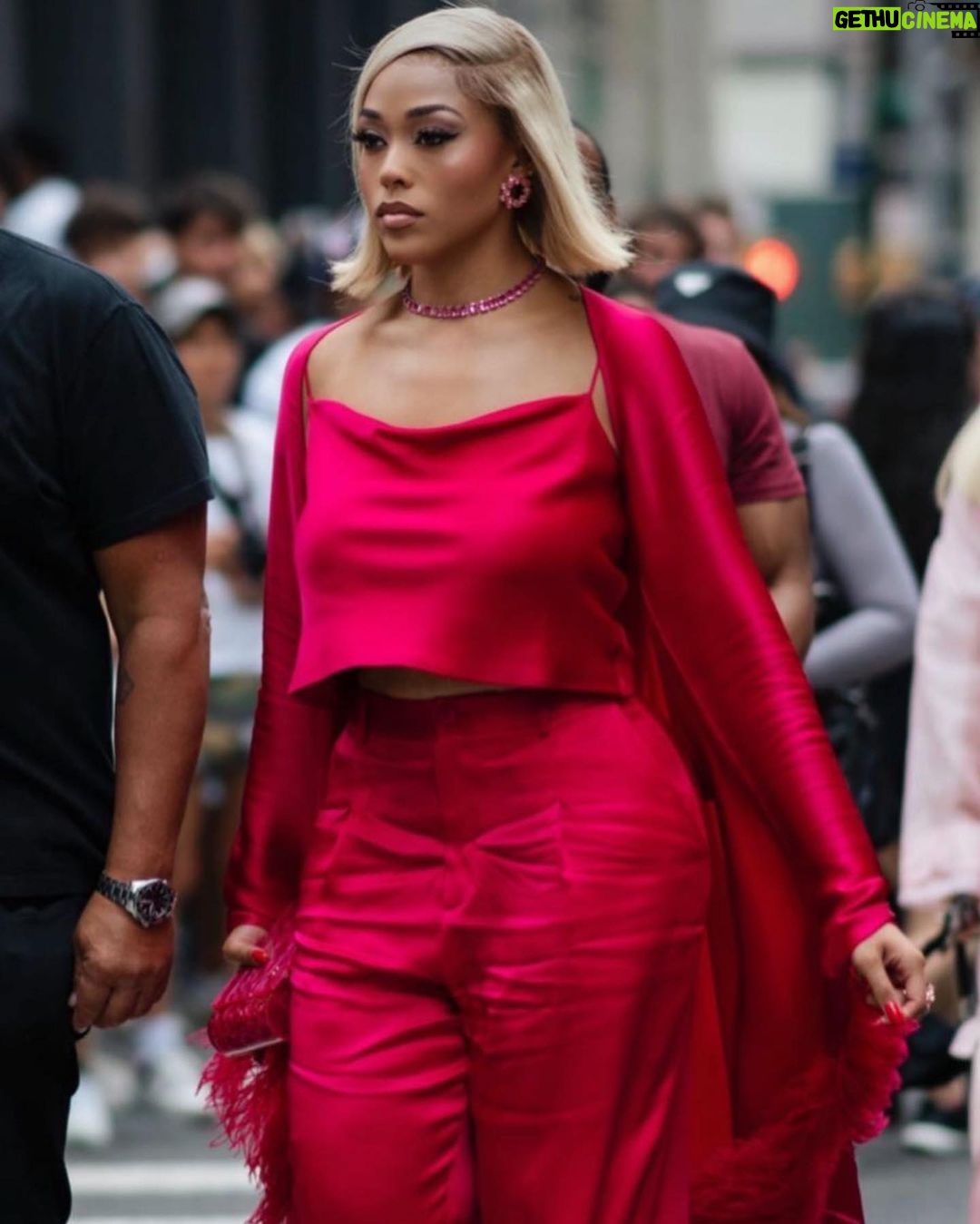 Jordyn Woods Instagram - beautiful show @lapointe 💗