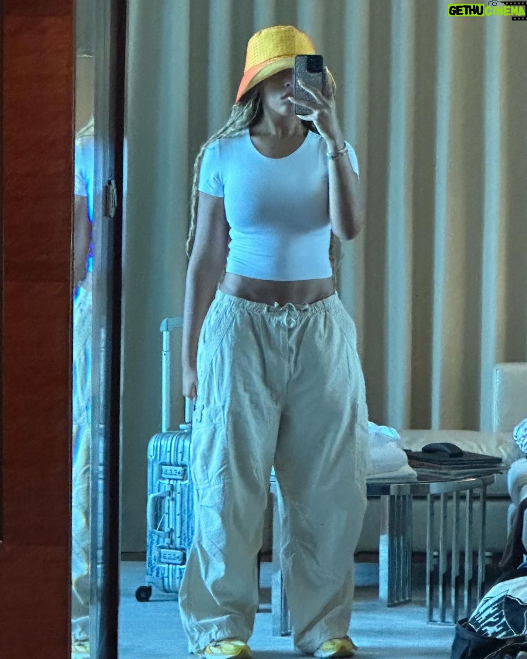 Jordyn Woods Instagram - august, you were good to meππ