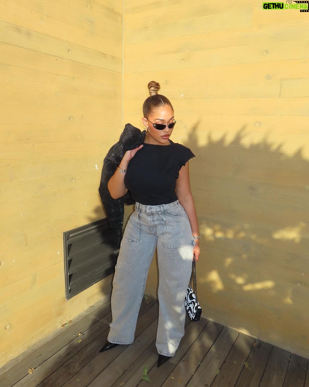 Jordyn Woods Instagram - wow LA, itโs feels like summer ๐