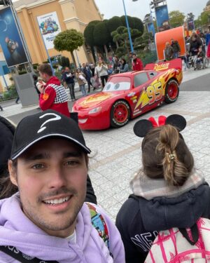 Jorge Blanco Instagram - amo este lugar!  @disneylandparis #disneylandparis30 #avengerscampusparis