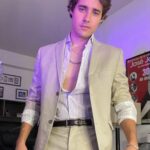 Jorge Blanco Instagram – ✌️tengo algo nuevo para ustedes este mes… adivinen!